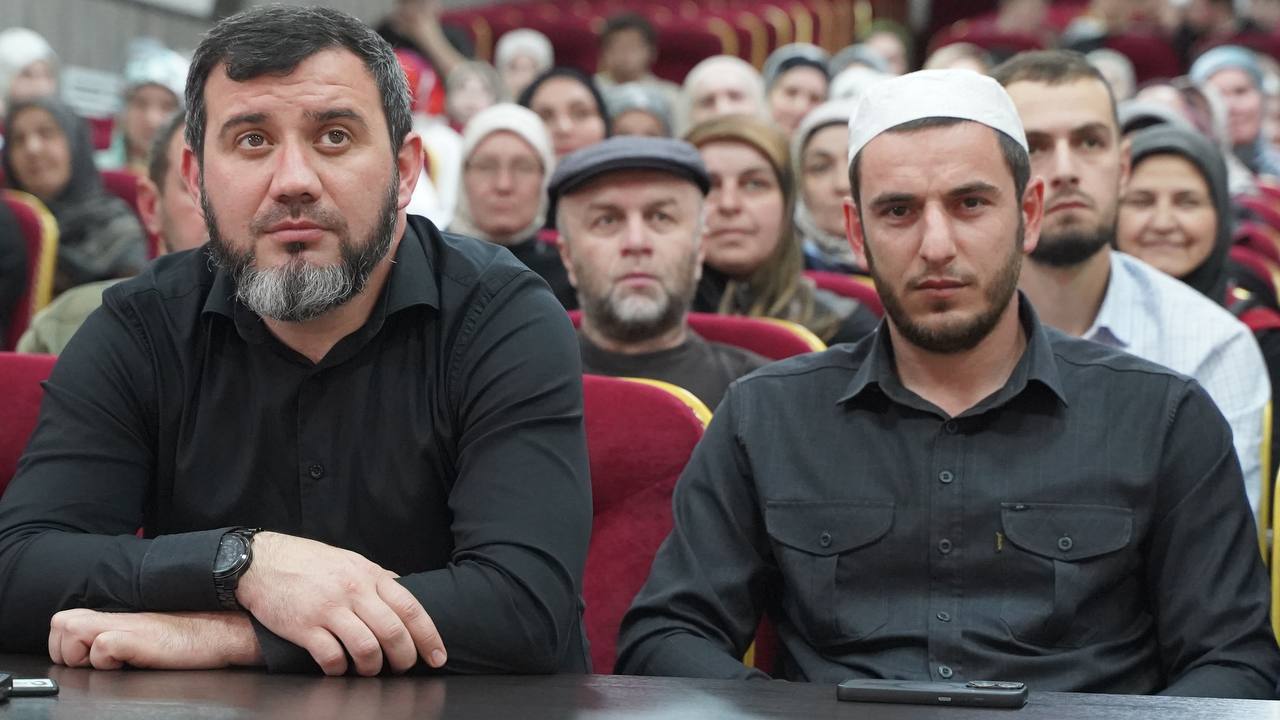 В Унцукульском районе прошло общеродительское собрание по вопросам безопасности и защиты прав несовершеннолетних..