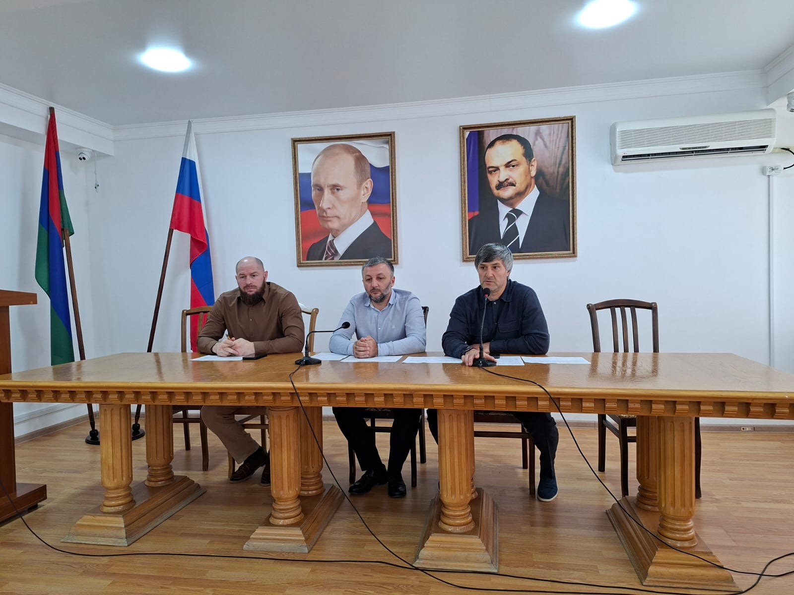 Торжественное мероприятие по вручению аттестатов о среднем общем образовании с отличием и медалей I-й и II-й степеней «За особые успехи в учении» ученикам, проявившим себя в учебе..