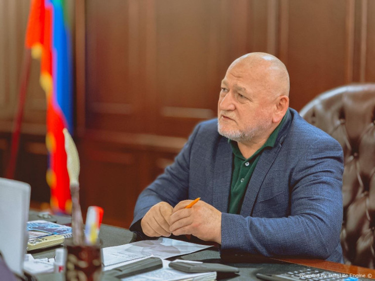 Иса Нурмагомедов провел совещание, посвященное вопросам проведения предстоящих выборов президента РФ в Унцукульском районе. Иса Нурмагомедов провел совещание, посвященное вопросам проведения предстоящих выборов президента РФ в Унцукульском районе.
