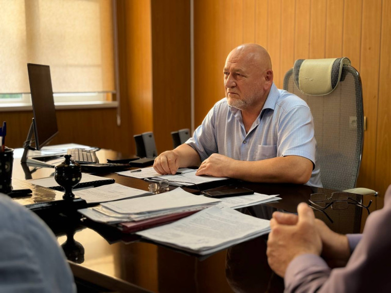 Под председательством главы МО «Унцукульский район» Исы Нурмагомедова провели совещание, на котором рассматривали налоговый потенциал района на 2025 год. Под председательством главы МО «Унцукульский район» Исы Нурмагомедова провели совещание, на котором рассматривали налоговый потенциал района на 2025 год.