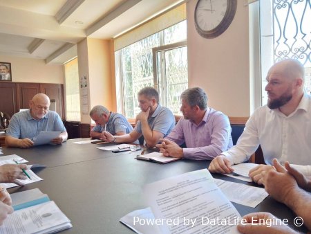Под председательством Главы муниципального района Исы Нурмагомедова состоялось очередное заседание. Под председательством Главы муниципального района Исы Нурмагомедова состоялось очередное заседание.